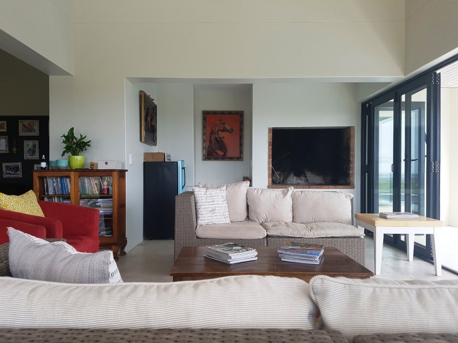 9 Bedroom Property for Sale in Olifantskop Western Cape